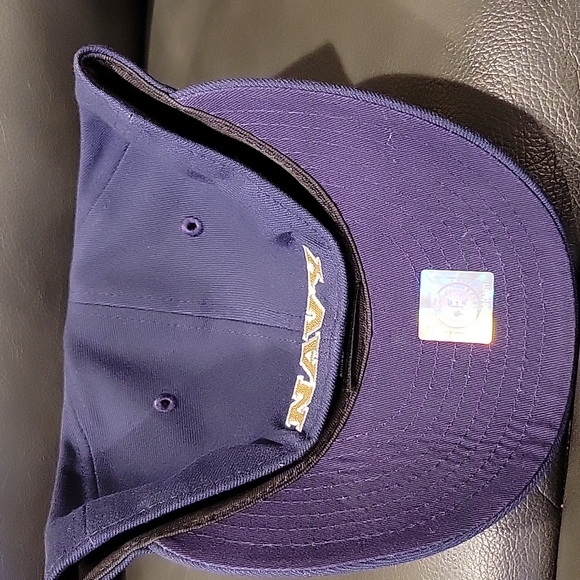 Vintage authentic cap fitted Is 7 5/8 - Picture 2 of 4